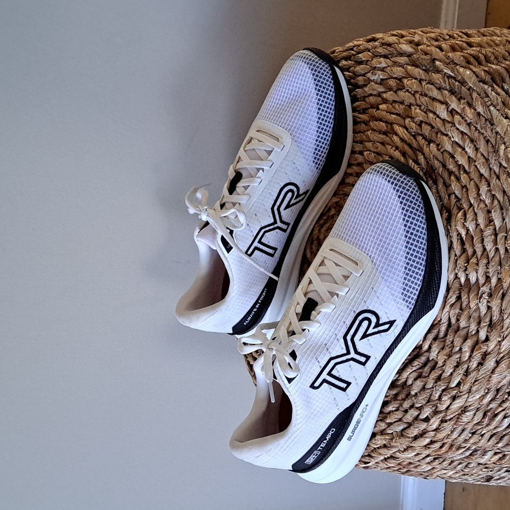TYR Unisex SR-1 Tempo SURGENRG+ White Knit Running/Athletic Sneakers M10.5/W12